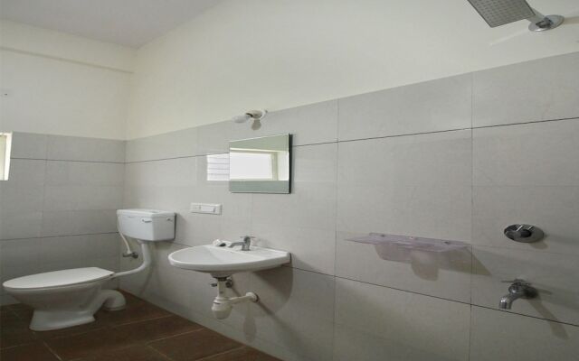 OYO 14360 Park Inn