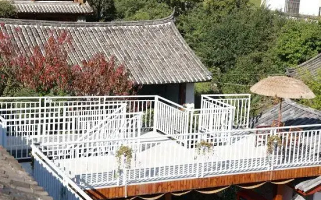 Simultaneous·Meixinghe Courtyard