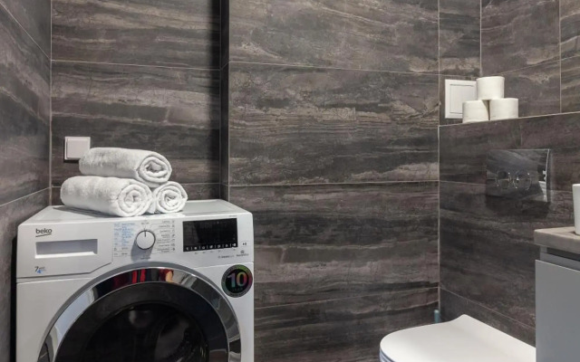 Romari 1 room Forum apartment