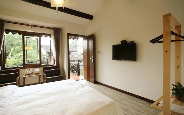 Xitang Hua Tian Hotel