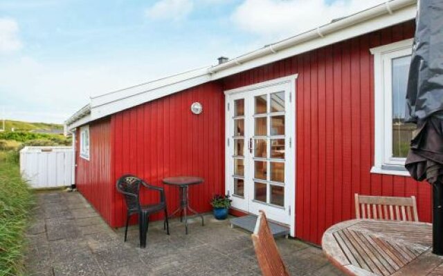 Three-Bedroom Holiday Home In Albæk 21