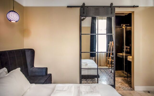 Assemblage Boutique