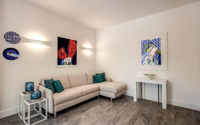 Sophia in Sorrento With 2 Bedrooms and 2 Bathrooms