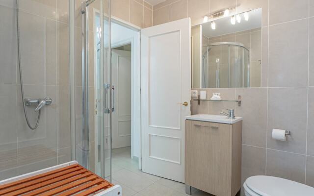 Beautiful Duquesa Harbour apt 2001