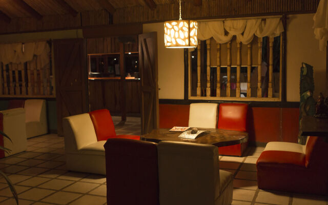 Ara Ambigua Lodge