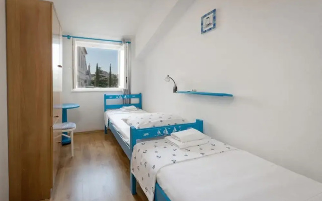 Žana - 30 m From sea - A1