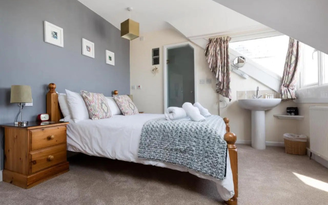Little Leaf Guest House