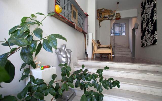 Modern, fully equipped apt with private balcony - CT1