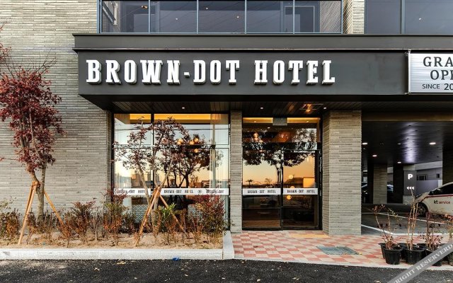 Brown Dot Hotel - Jangsaengpo