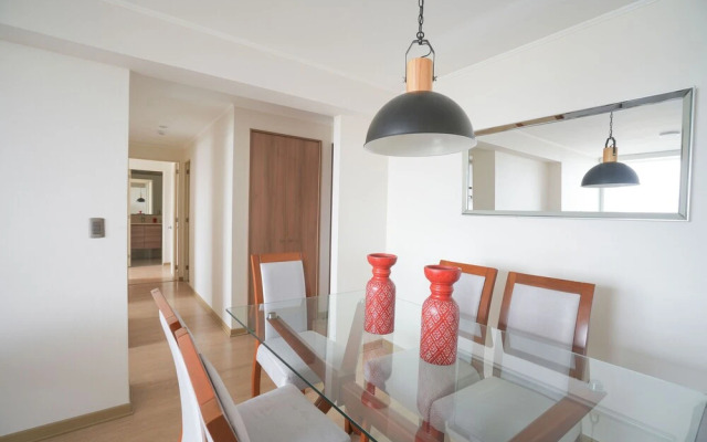 GLOBALSTAY. Martino 2BR Apartments. Sea View, Pool, Gym, BBQ