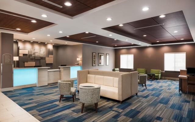 Holiday Inn Express and Suites Ontario Airport, an IHG Hotel