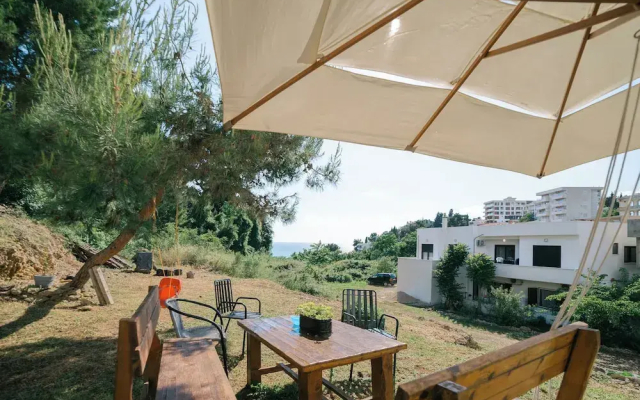 The Rooftop Apartment with Sea view