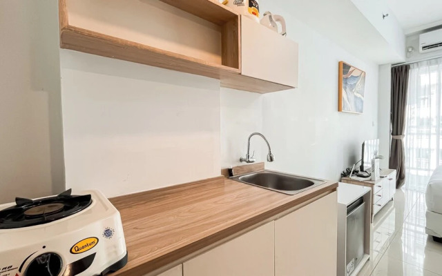 Elegant and Homey Studio Apartment Citra Living