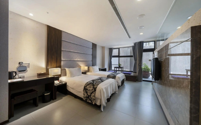 Tai Yi Red Maple Resort