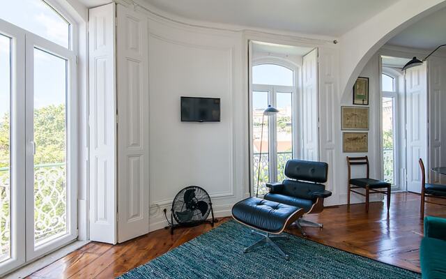 Renovated Charming Apartment with view in Santos
