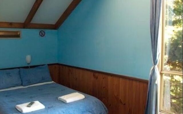Dunsborough Beachouse YHA Backpackers