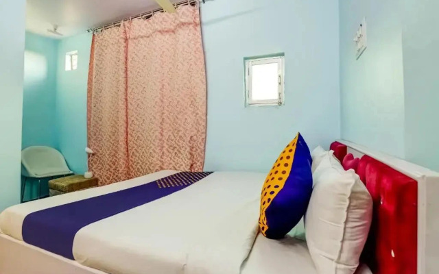 Love Bites by OYO Rooms