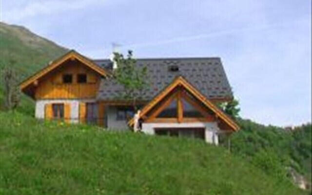 Chalet LES Aiguilles - LE Fourchu : 5 Pièces 10 Personnes / 5 Rooms 10 People