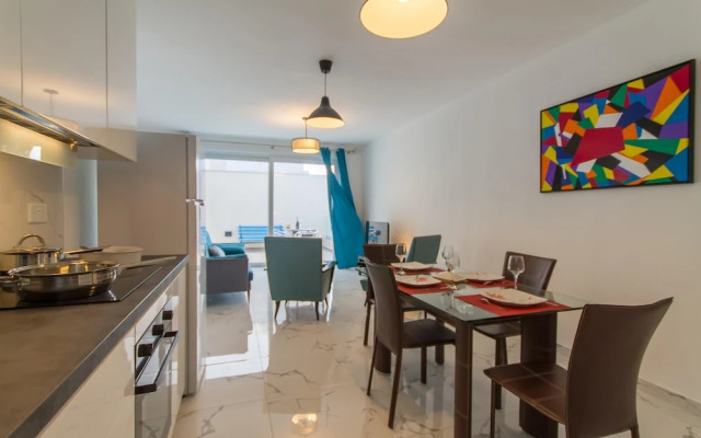 Sunny Penthouse Modern 2 bdr - Sliema