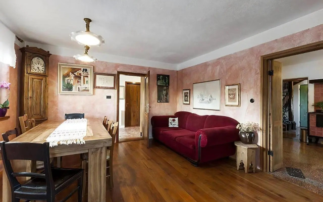 Mirabilis House