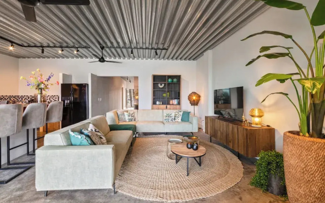 PM78 Boutique Apartments