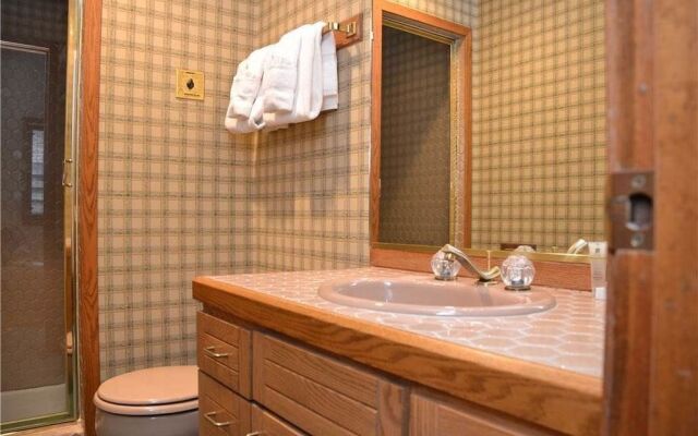 Chimney Ridge Townhomes Unit 517 by RedAwning