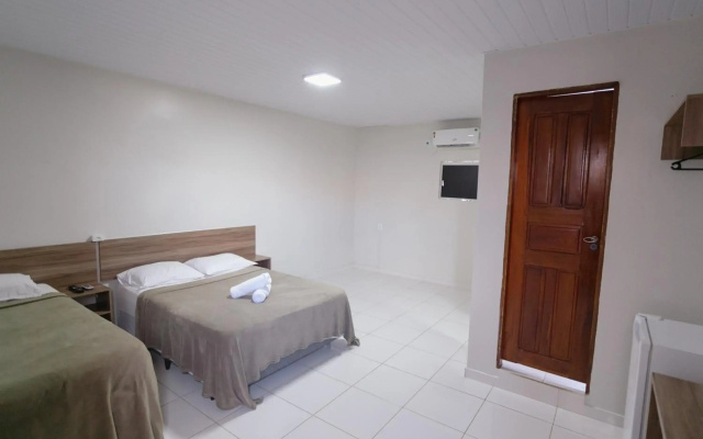 Hotel Verde Mares