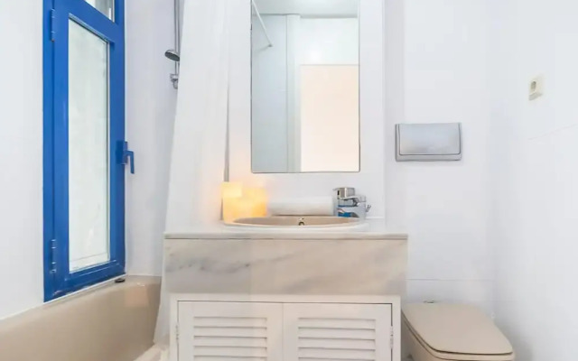 Marbella Pool House Gf44 On Sea Shore