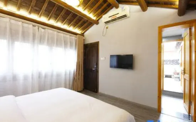 Fengming Shanju Hongcun Sleepless Homestay