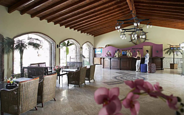 Club Anastasia Aparthotel