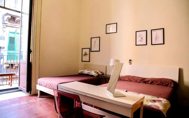 Center Street Apartment