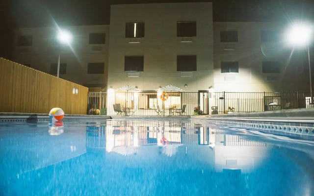 Silver Creek Hotel