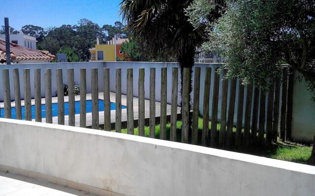 Apartment with One Bedroom in Caldas Da Rainha, with Shared Pool, Furnished Terrace And Wifi - 7 Km From the Beach