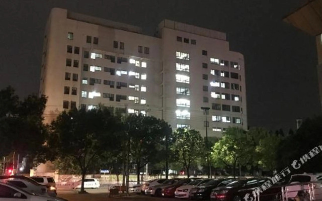 Wutong Hotel Tongxiang Party Branch