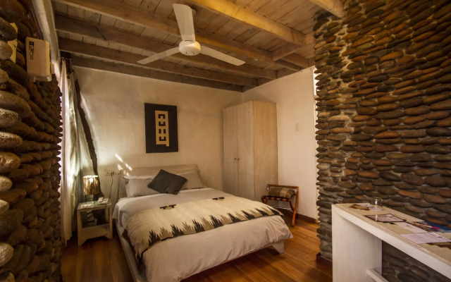 Terrantai Lodge Hotel