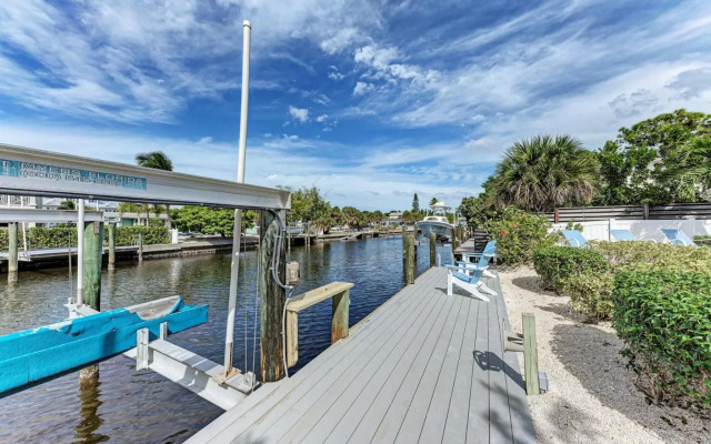 Lazy Lagoon - 220 Chilson