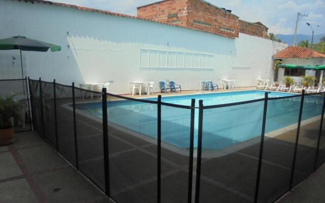 Hotel Joohn Los Almendros