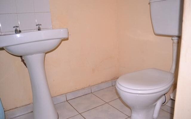 Victoria Falls Budget Hotel