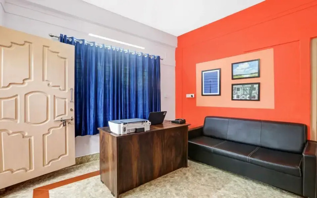 Itsy By Treebo - Iha Comforts