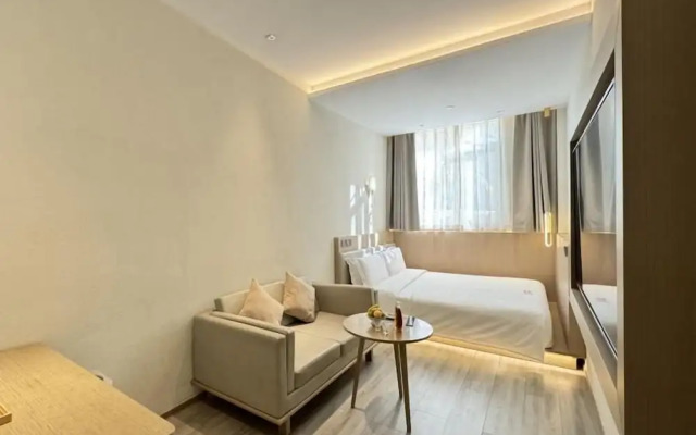 18HOW Qianmen Grape Courtyard Hotel