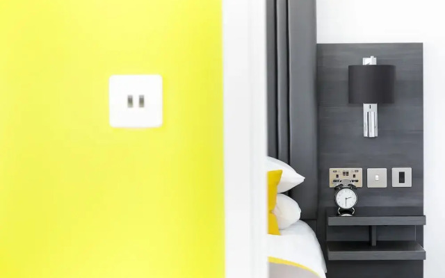 Dockside Apartments at Excel