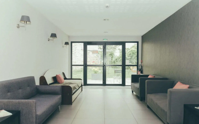 Terres de France - Appart'Hotel Quimper