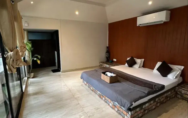 XOXO Hostel