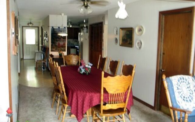 Lakeshore Bed and Breakfast