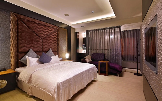 Prague Spring Boutique Motel