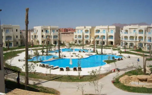 Pasadena Hotel & Resort