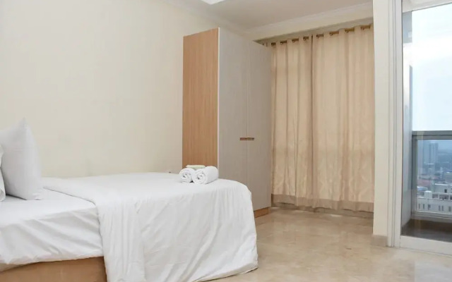 Stunning and Comfy Studio at Menteng Park Apartment
