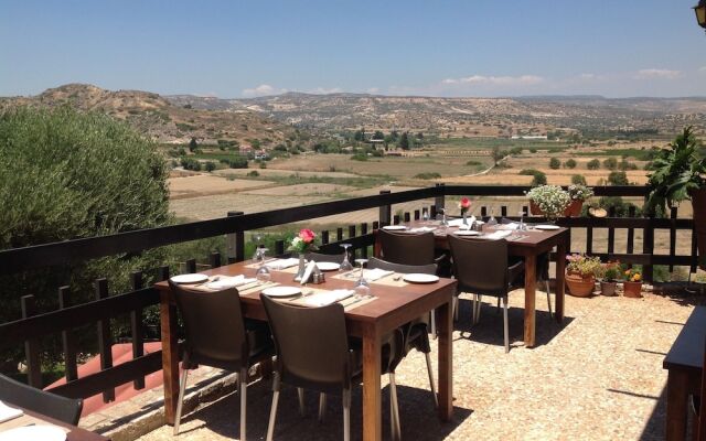 Skeleas Pissouri Apartments