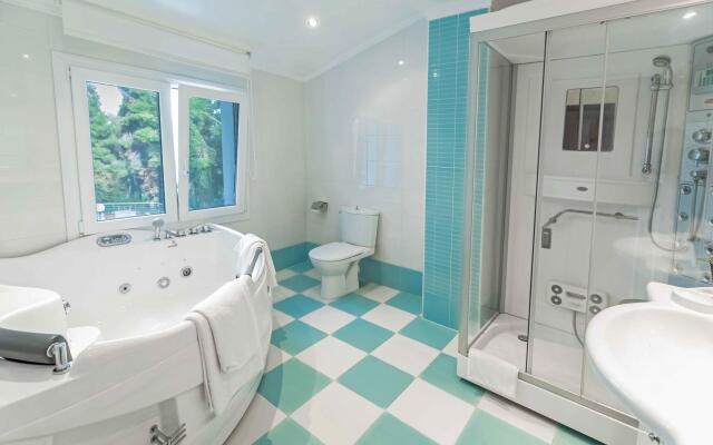 Sani Seaside Luxury - Villa Hera Private Pool