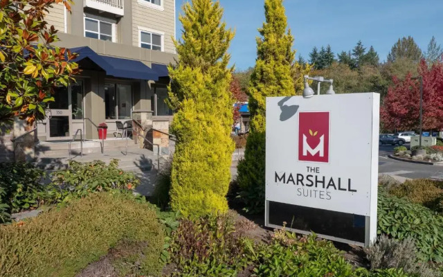 The Marshall Suites